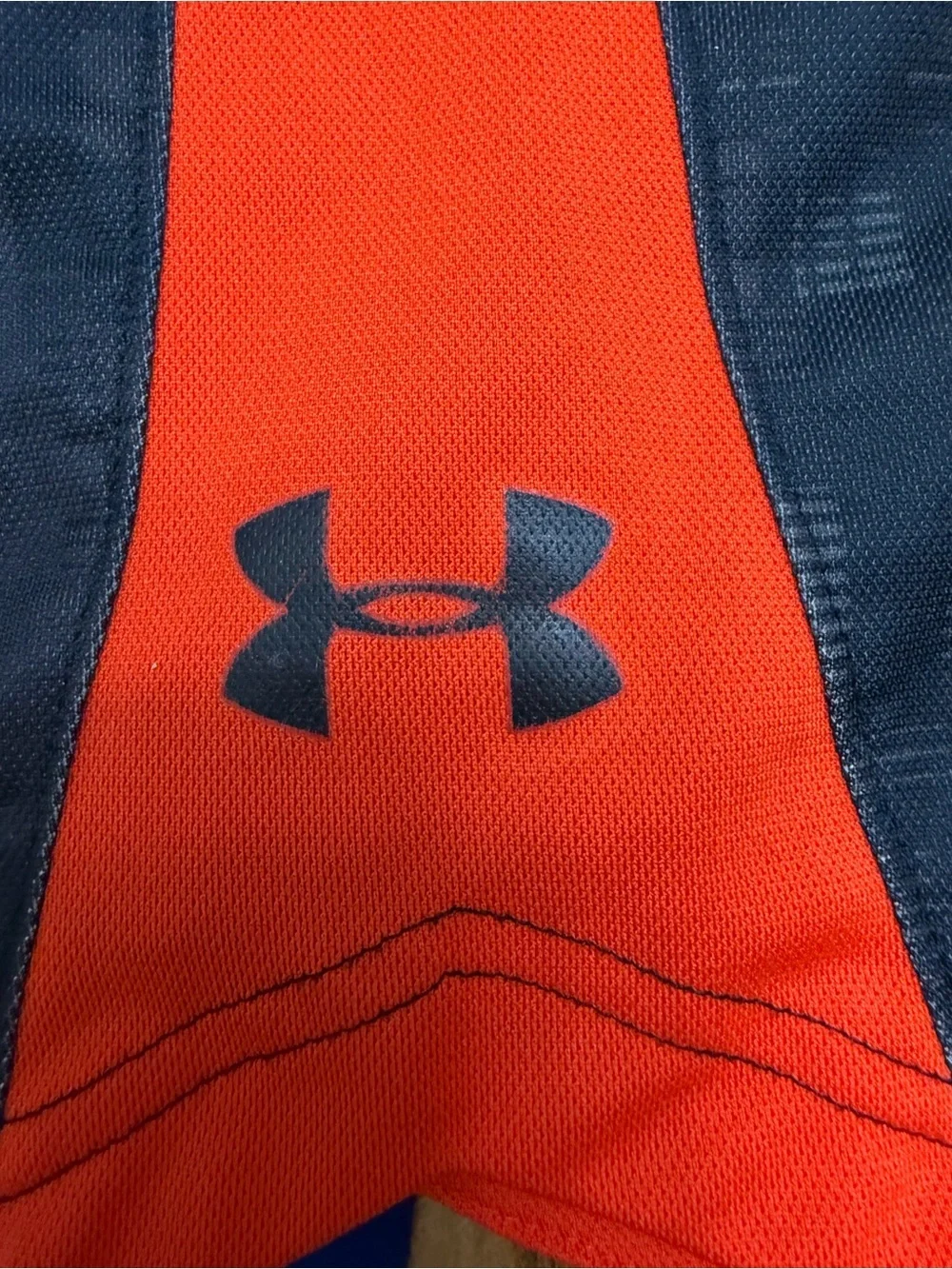 Under Armour 2XL Black Red Athletic Gym Shorts